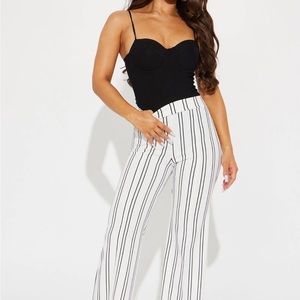 Nwt new fashion nova size medium high waist Victoria white flare trousers pants